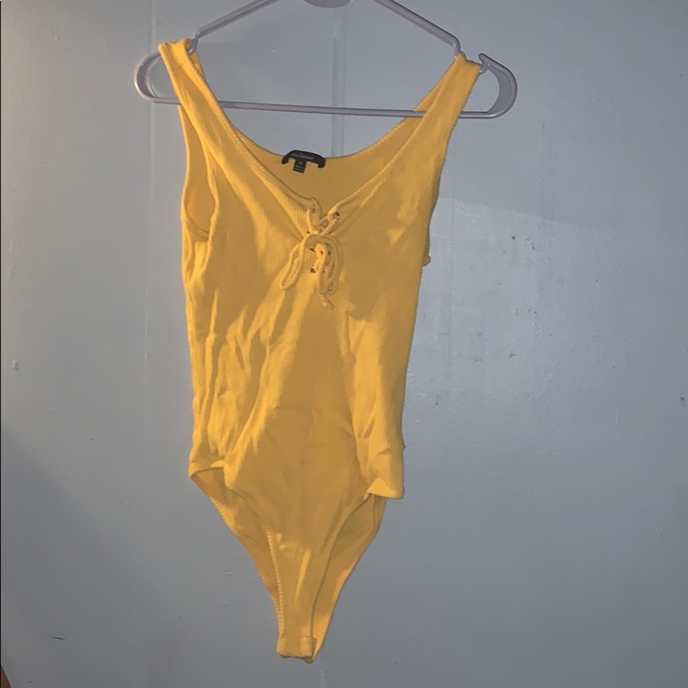 Tops - Picture 4 of 7